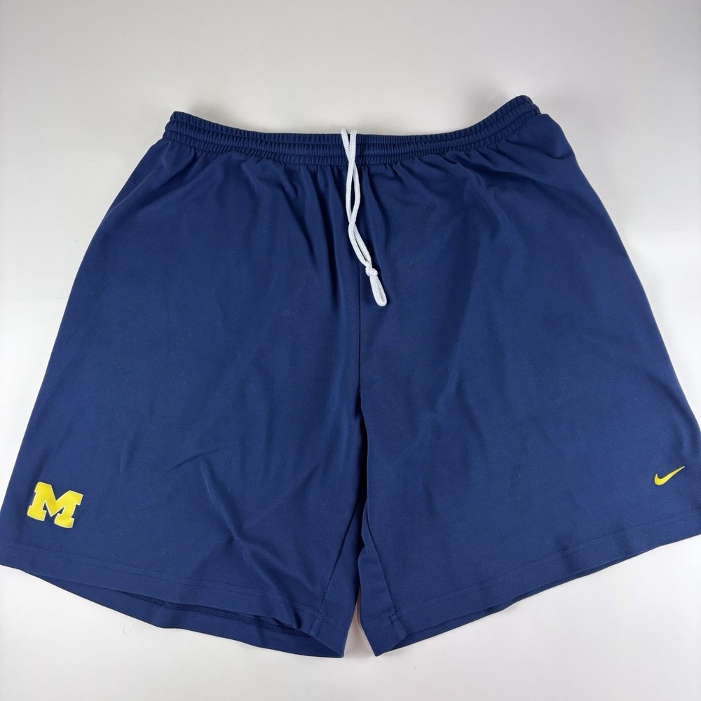 Vintage Nike 2XL Team Michigan Wolverines Shorts Mens XXL Blue Basketball